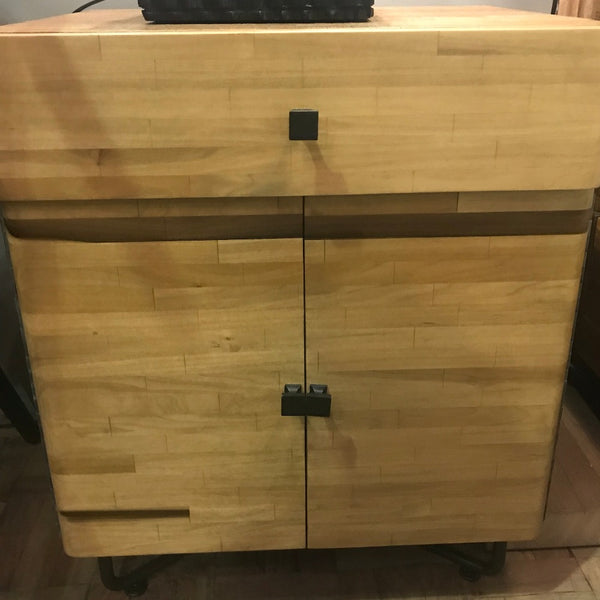 8018 Square Matte Black Knob