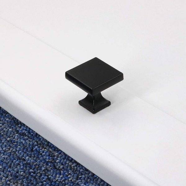 8018 Square Matte Black Knob