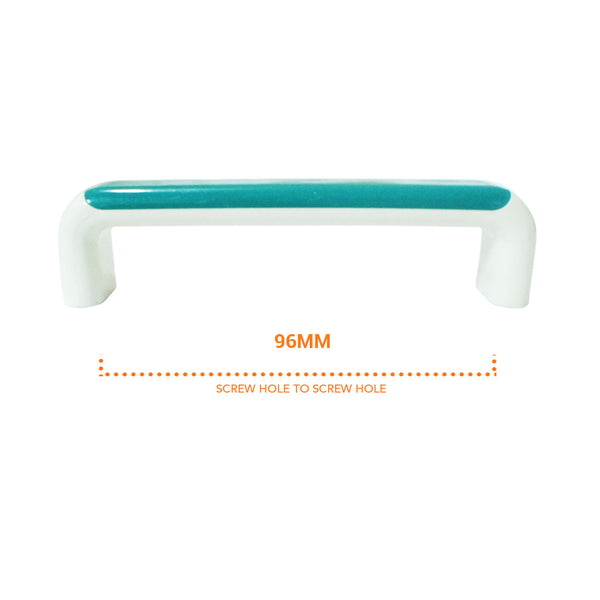 3056 Plastic White / Green Pull Handle