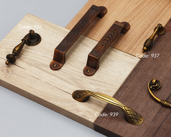 937 Classic Antique Brass Pull