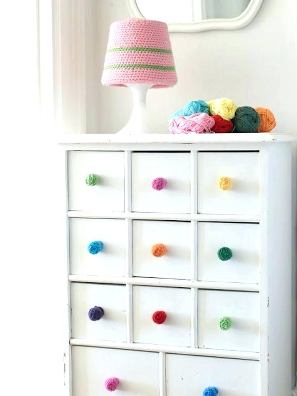 1230 Plain Beige Plastic Knob
