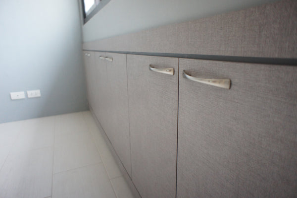9919 Plain Stainless Pull Handle