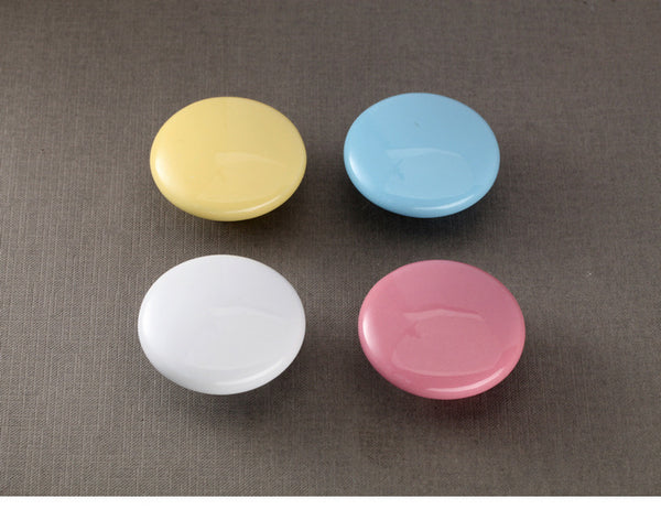 1230 Plain White Plastic Knob