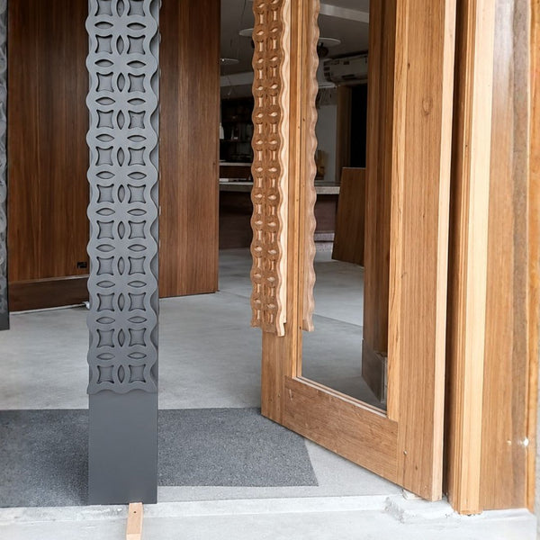 Pivot Hinge with Hold Open (300kg)