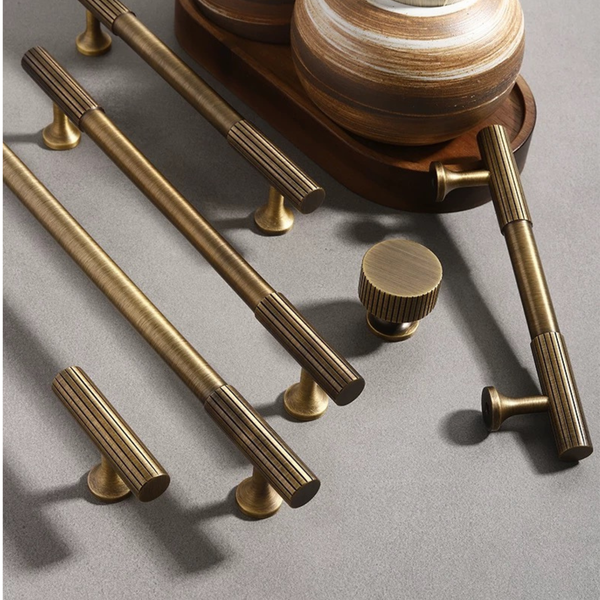 AB661 Antique Solid Brass Handle (PREORDER)
