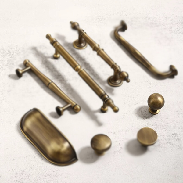 AB086 Antique Solid Brass Handle (PREORDER)