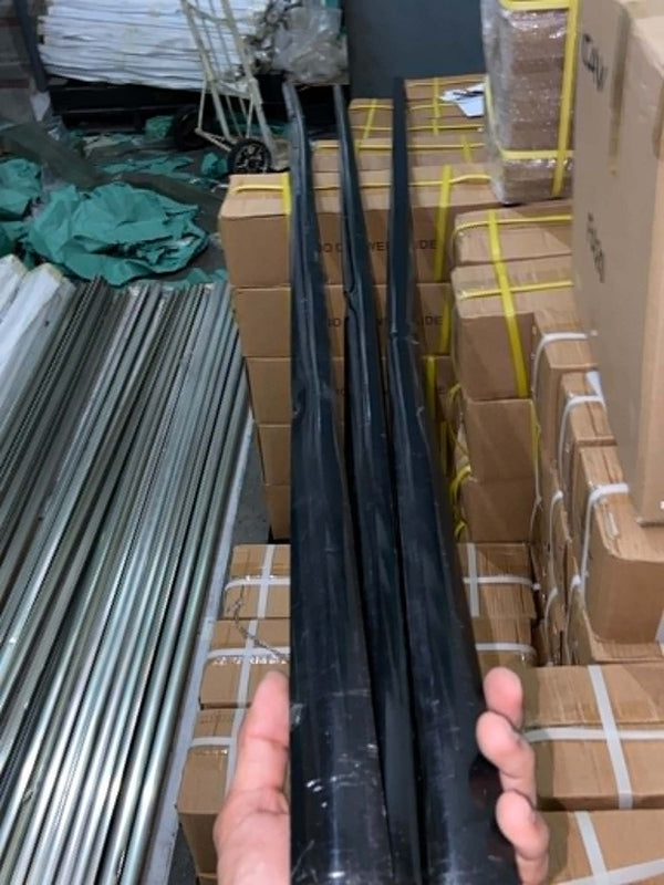 Partition Top Rail [Slightly Dented]